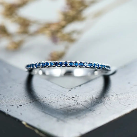 Anillo de Zafiro Soraya | Oro Blanco