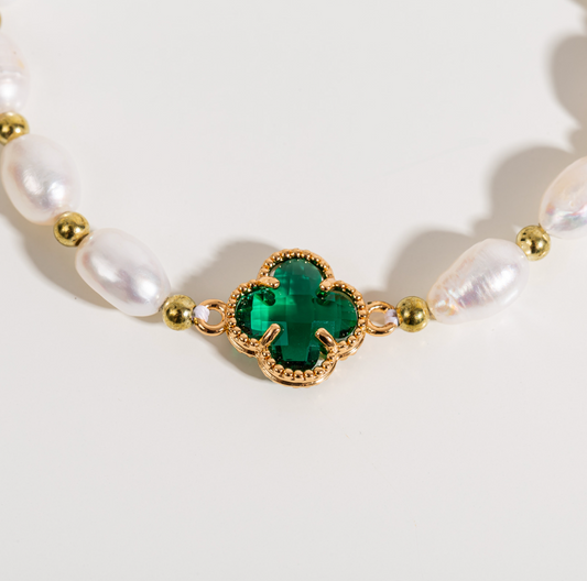Pulsera Trébol de Esmeralda con Esmeralda y Perlas en Oro