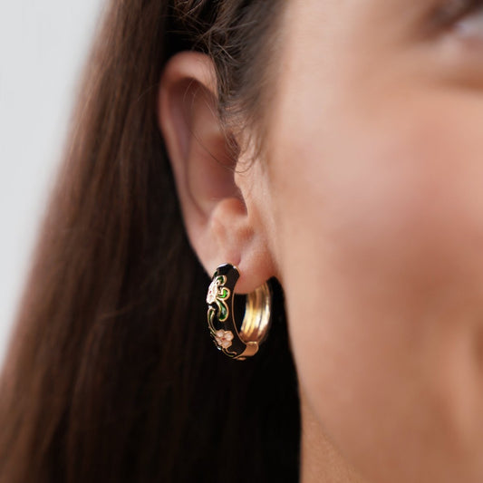 Aros Florales de Aro Negro y Oro