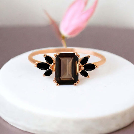 Anillo Vintage de Vidrio Negro