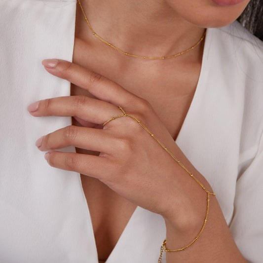 Pulsera de Mano de Oro 18K