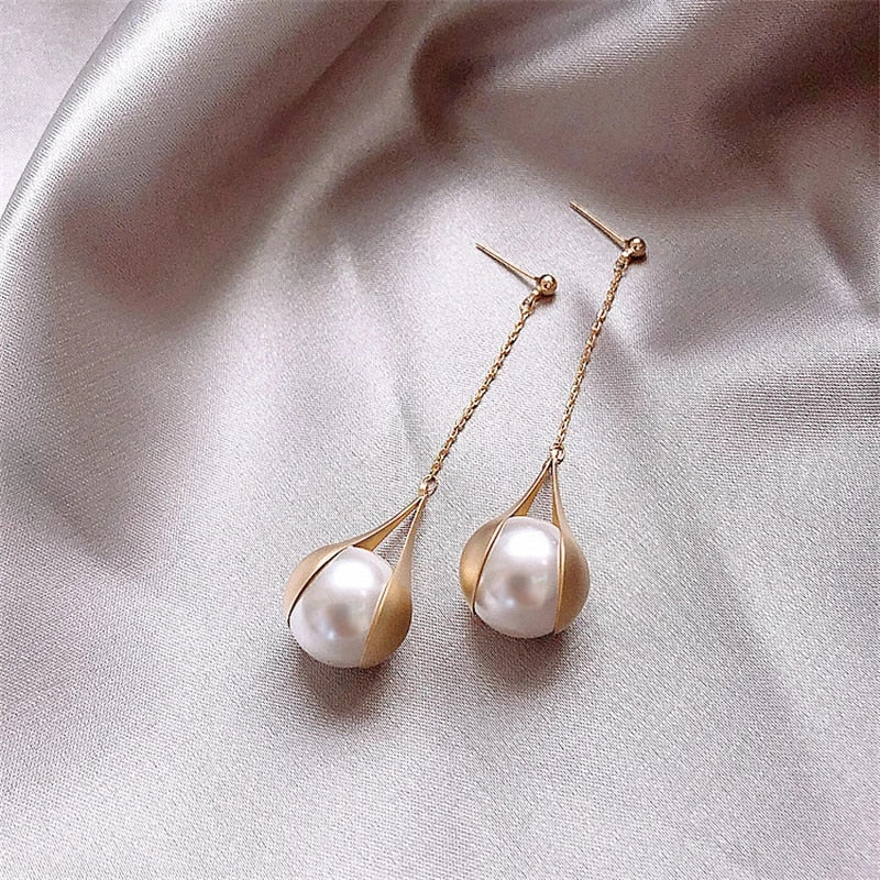 Pendientes con Colgante de Perla en Oro