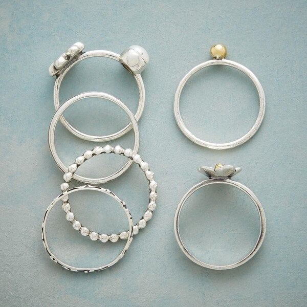 Anillo Conjunto de Flor y Perla