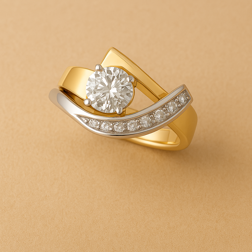 Anillo Vintage Irregular de Oro y Plata con Circonia