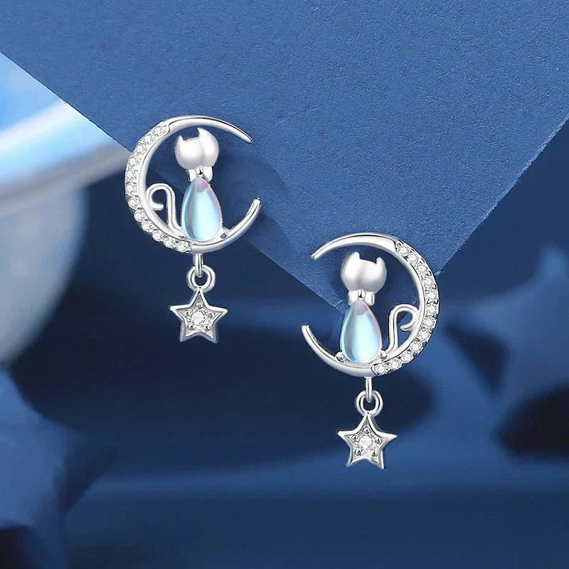 Pendientes de plata de ley 925 con gato, luna y estrella, adornados con circonia