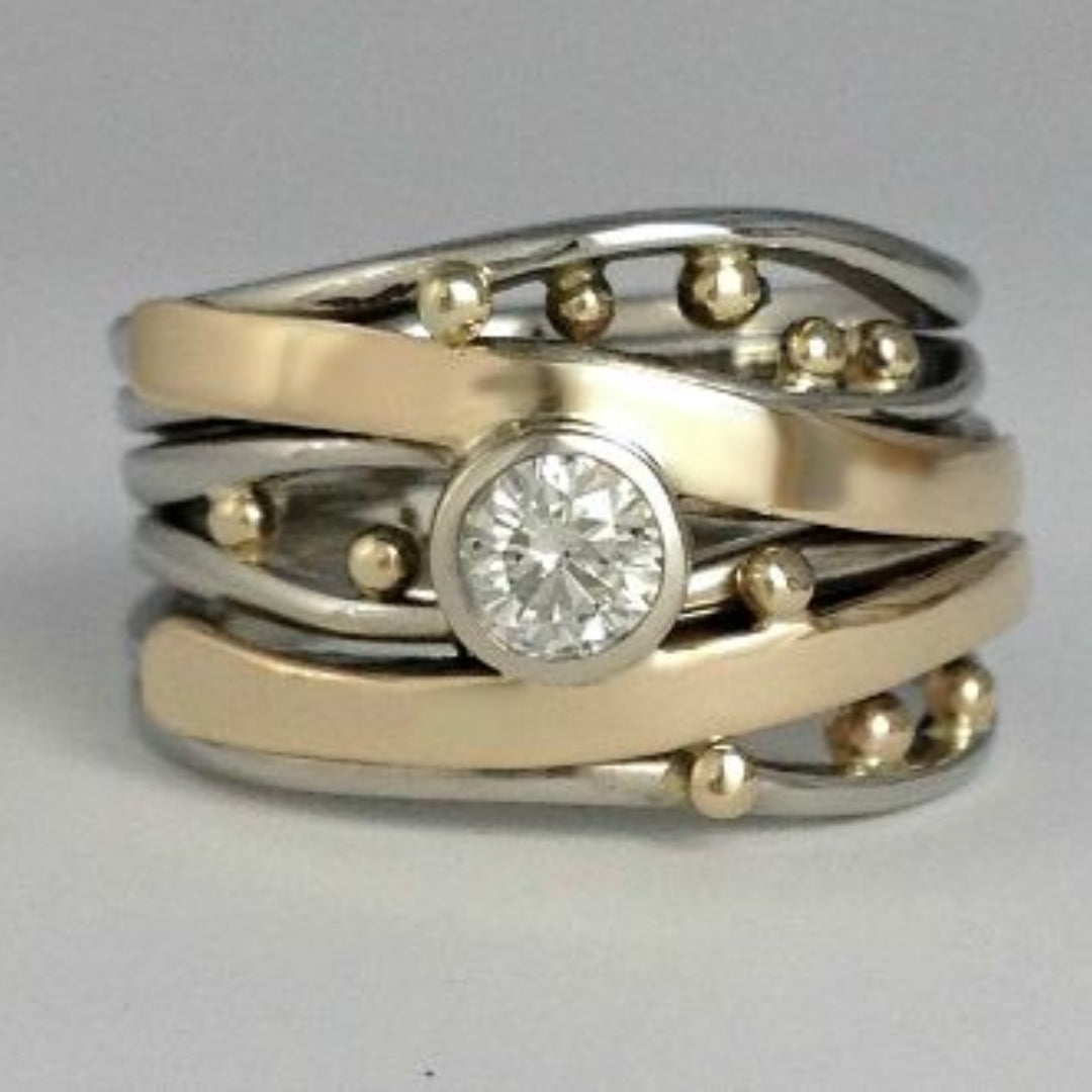 Leticia - Anillo de Zircón con Incrustación de Oro Vintage