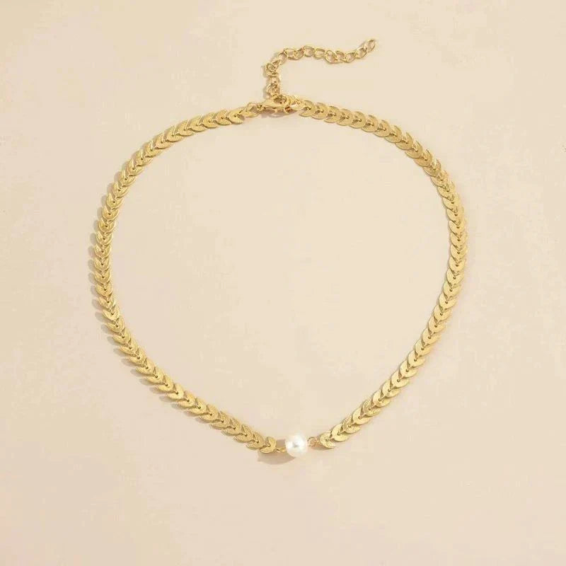Collar Griego de Perlas en Oro