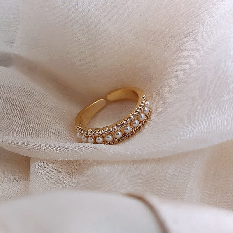 Anillo de Lujo en Oro con Perlas