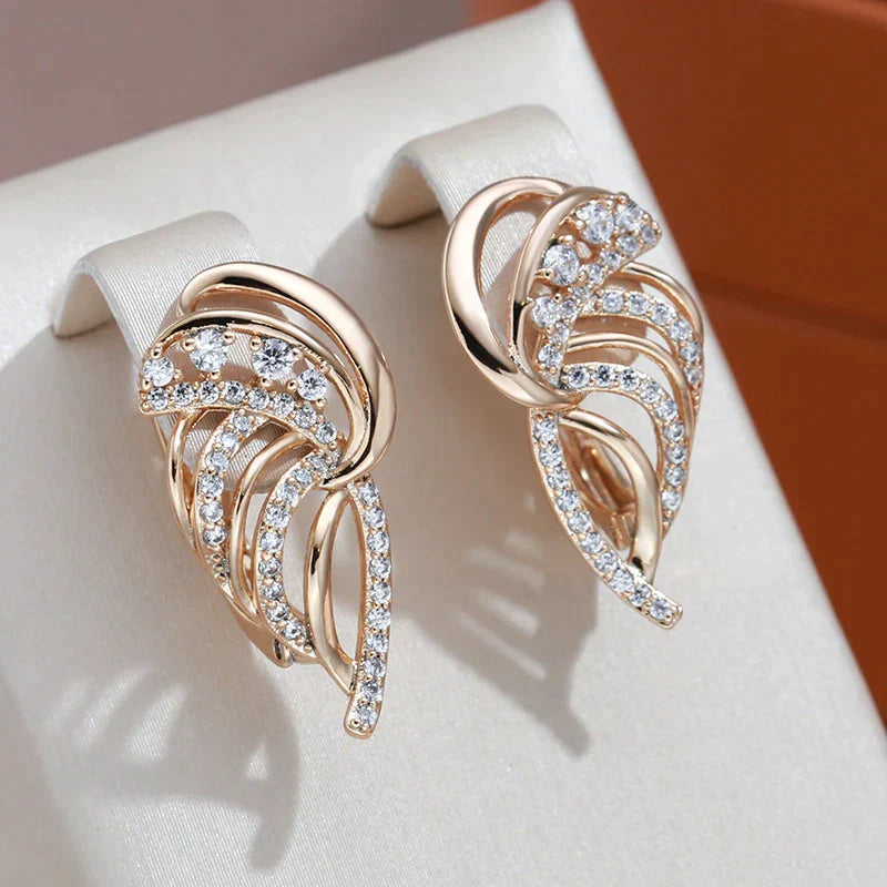 Pendientes Exóticos y Elegantes con Circonia en Oro