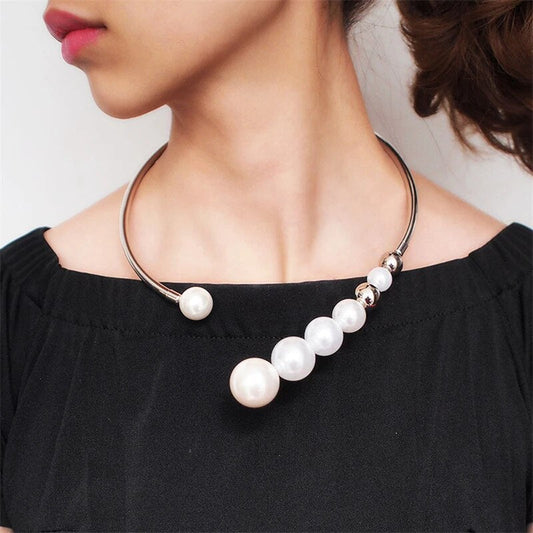 Collar de Perlas Grandes en Oro y Plata