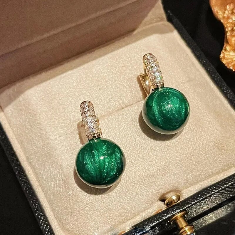 Pendientes de Perlas Verdes con Circonia en Oro