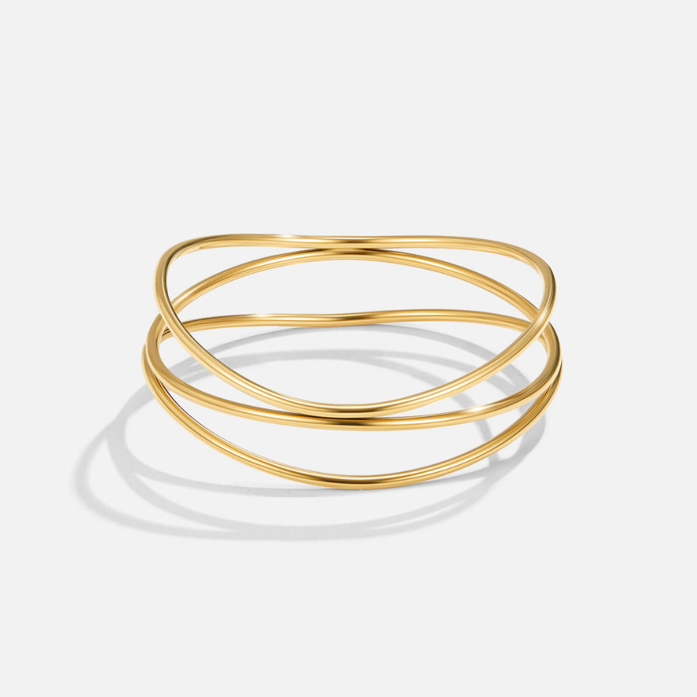 Brazalete Gabriela Dorado en Capas