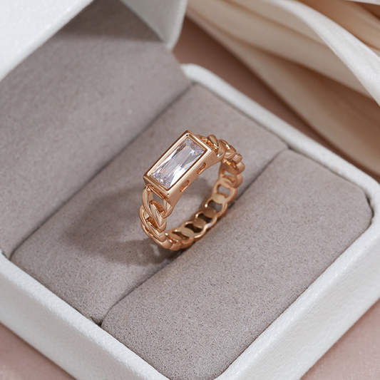 Anillo Elegante con Cristal Dorado
