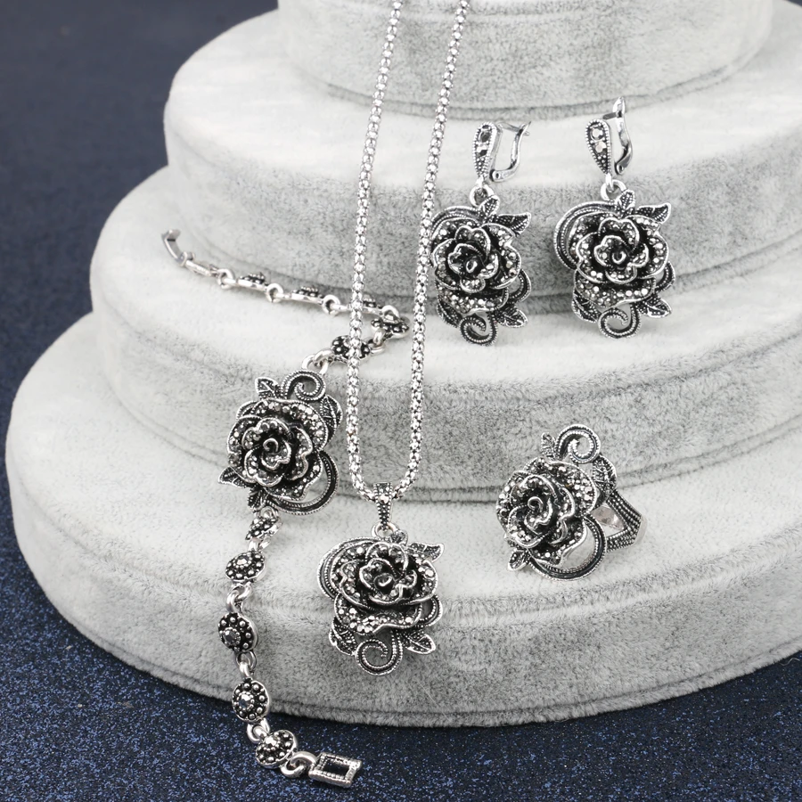 Conjunto Elegante de Circonia en Plata