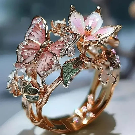 Anillo Natural de Mariposa Brillante con Circonia