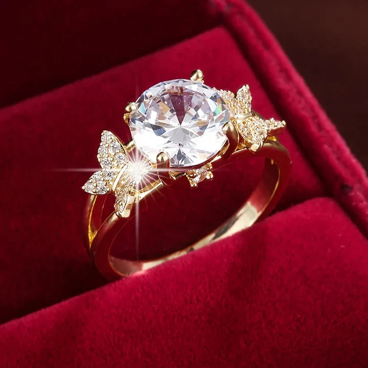 Anillo de Mariposa con Cristal en Oro