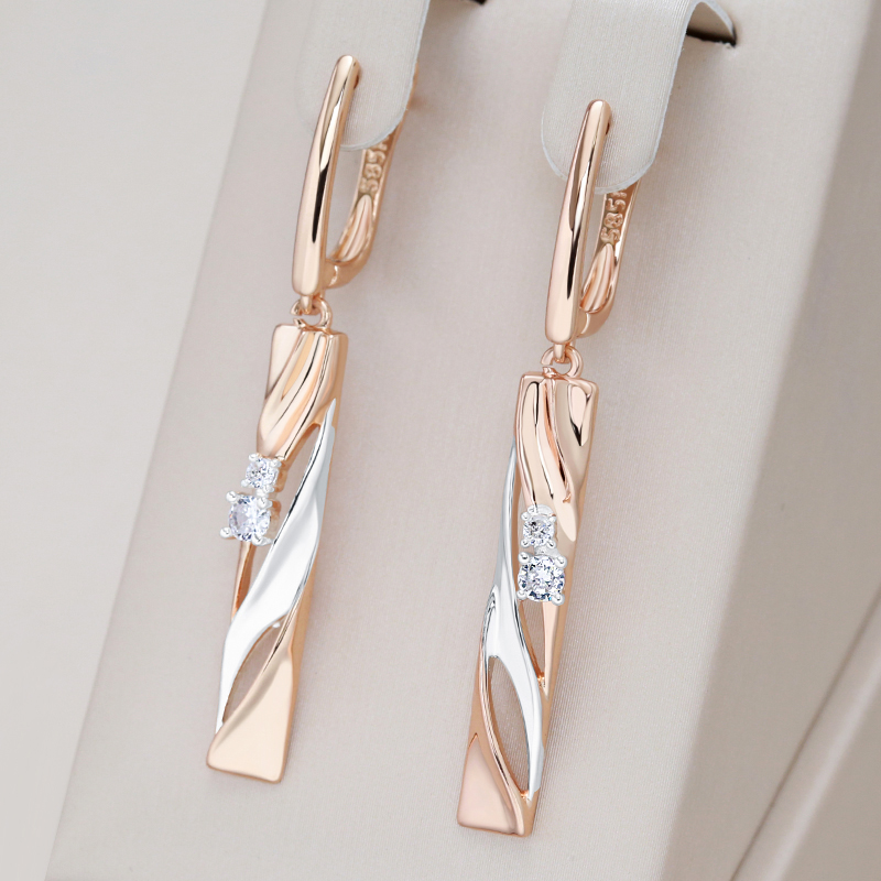 Pendientes Rectangulares Elegantes con Cristales en Oro