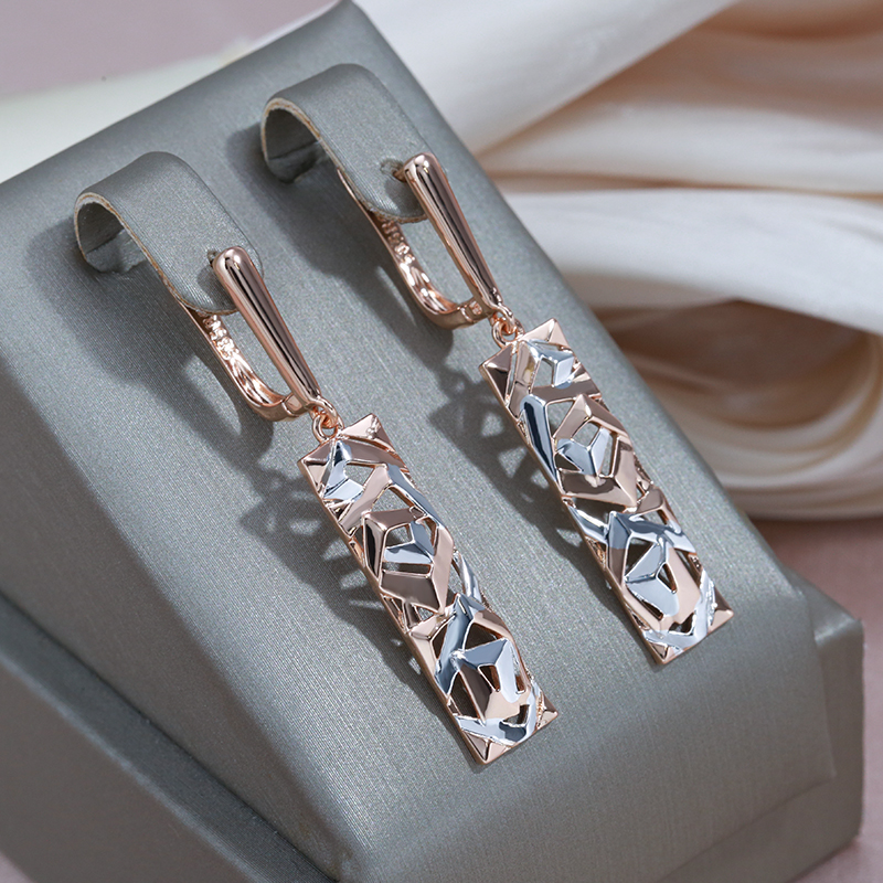 Pendientes Rectangulares Elegantes en Oro