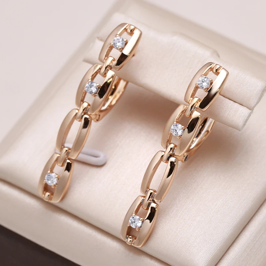 Pendientes Elegantes de Cadena con Circonia en Oro