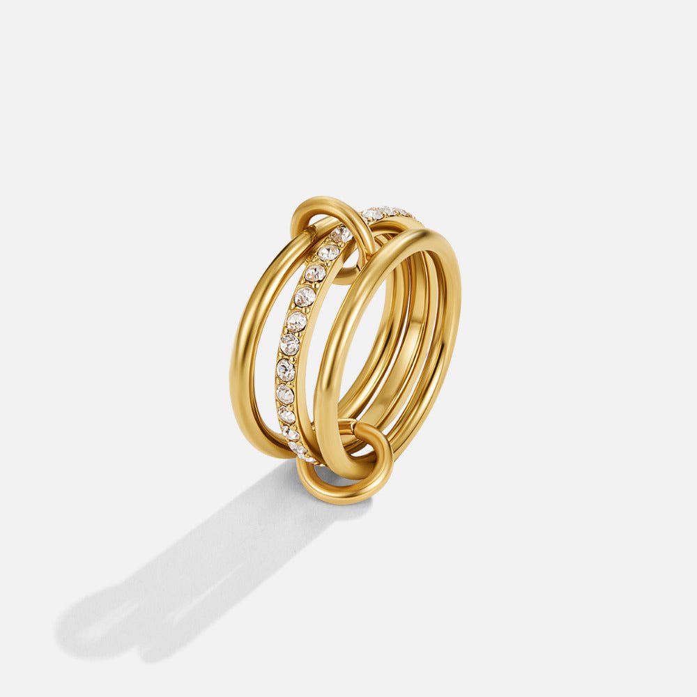 Anillo Kaili Dorado en Capas