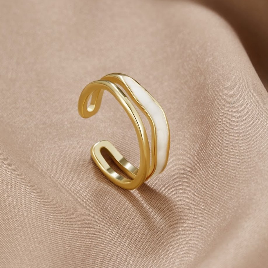 Anillo Dorado de Doble Capa