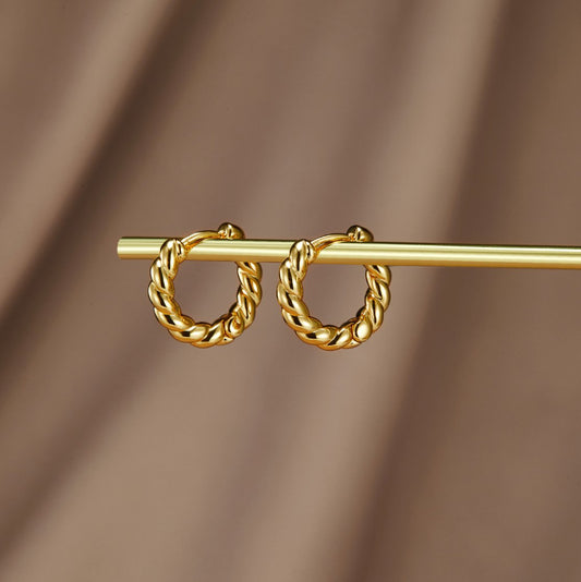 Aros Sofia Dorados con Giro