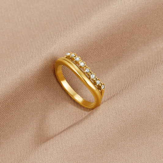Anillo Linda de Cristal Blanco en Capas