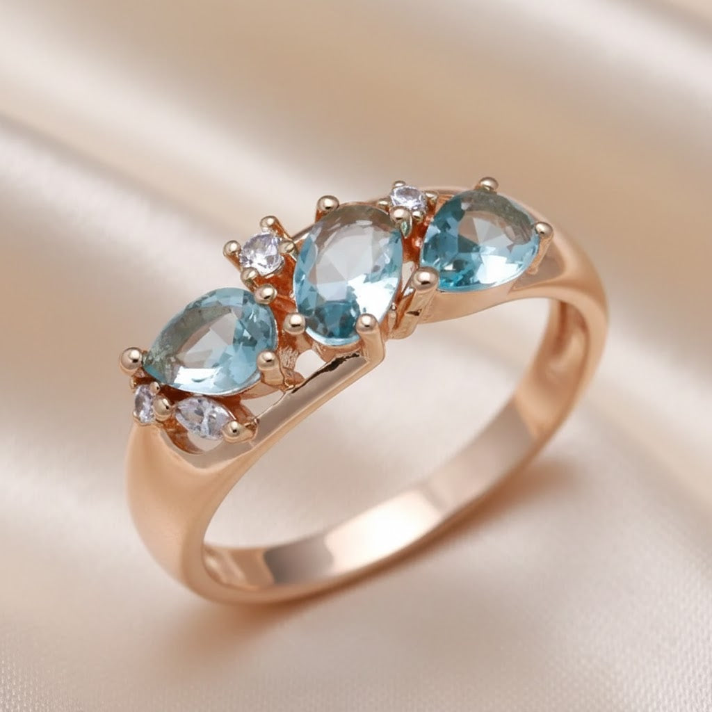 Anillo de Circonia Azul en Oro