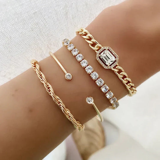Domitia – SET de pulseras | ORO